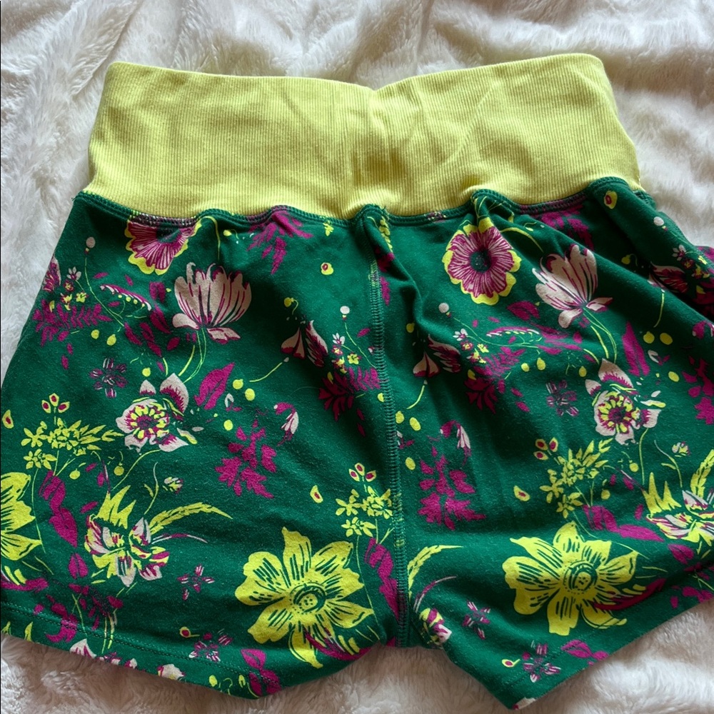Free people movement Floral Green and Yellow Women's athletic Shorts - Picture 11 of 15